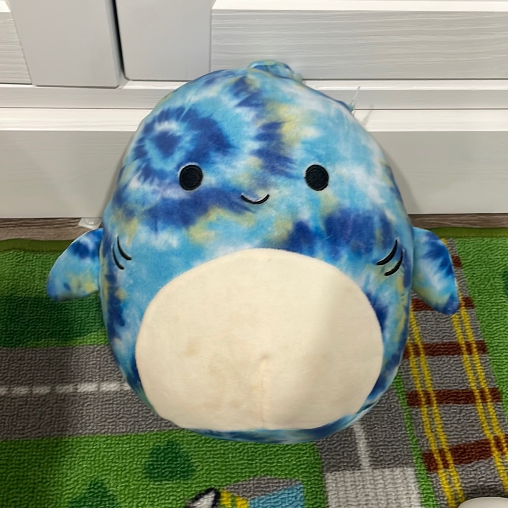 Squishmallow Luther